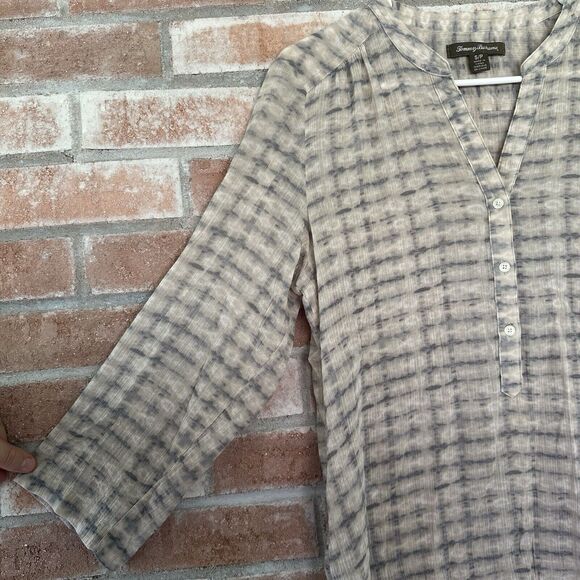 Tommy Bahama Lightweight Button Beach Roll Tab Shirt Small Beige Gray - Picture 5 of 10